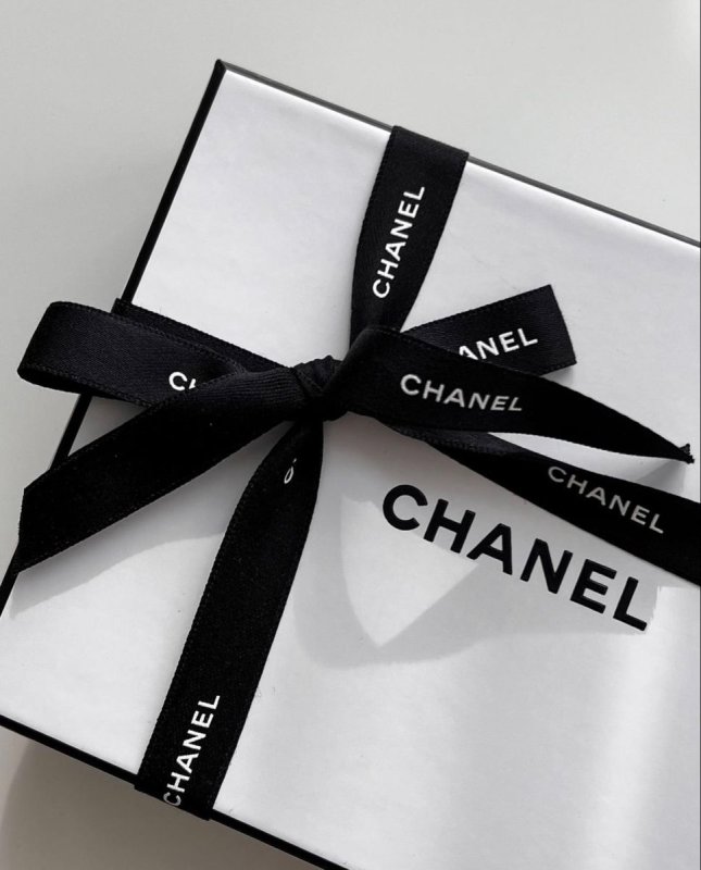 CAJA DE REGALO CHANEL GRANDE