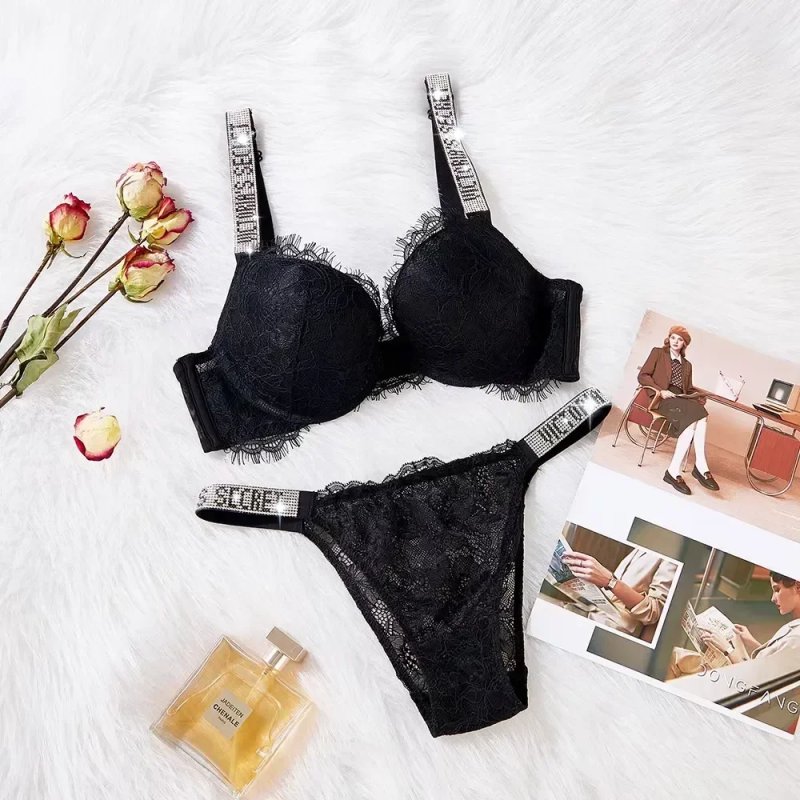 VICTORIA SECRET CONJUNTO ENCAJE PANTY TO